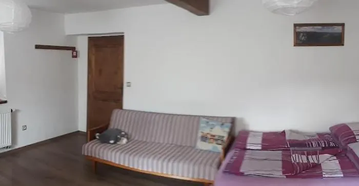 アパート U Kahounu *